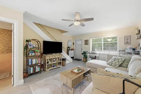 47 NE 20th Court Wilton Manors FL 33305