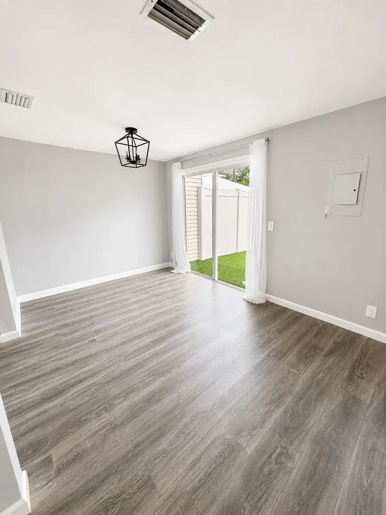 218 Old English Drive Jupiter FL 33458