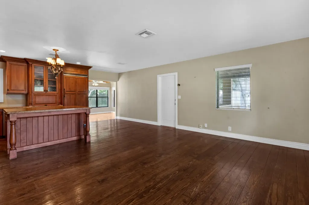 2020 NE 52nd Court Fort Lauderdale FL 33308