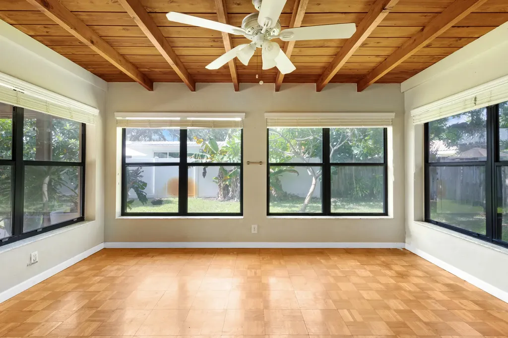 2020 NE 52nd Court Fort Lauderdale FL 33308