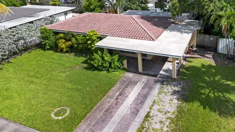 2020 NE 52nd Court Fort Lauderdale FL 33308