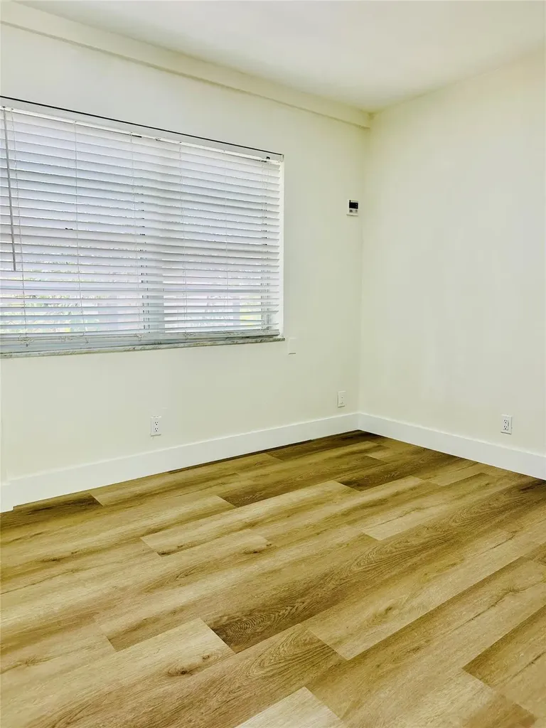 2425 Pierce Street Hollywood FL 33020