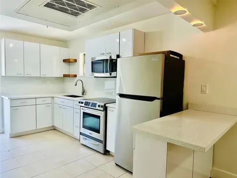 2425 Pierce Street Hollywood FL 33020
