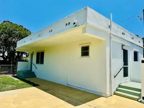 2425 Pierce Street Hollywood FL 33020