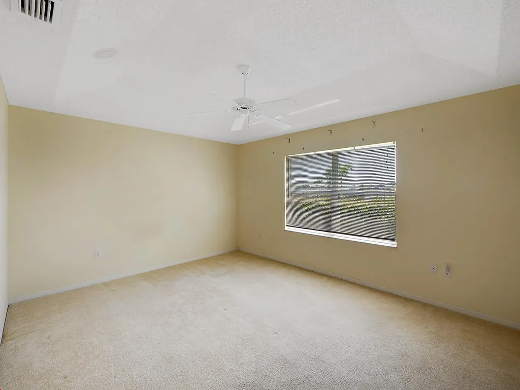 241 SW Lake Forest Way Port St Lucie FL 34986