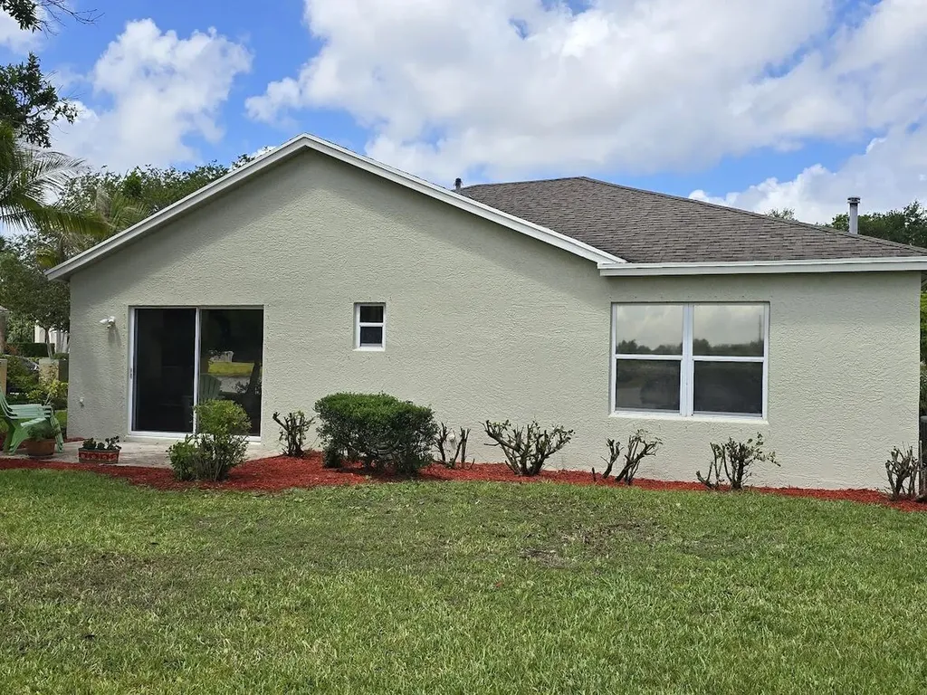 241 SW Lake Forest Way Port St Lucie FL 34986