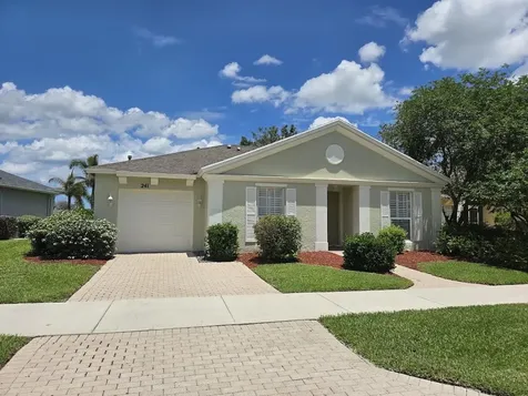 241 SW Lake Forest Way Port St Lucie FL 34986