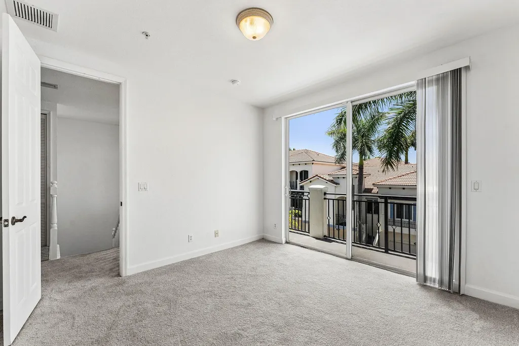 3030 Waterside Circle Boynton Beach FL 33435