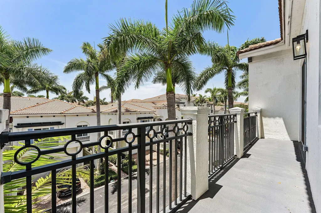 3030 Waterside Circle Boynton Beach FL 33435