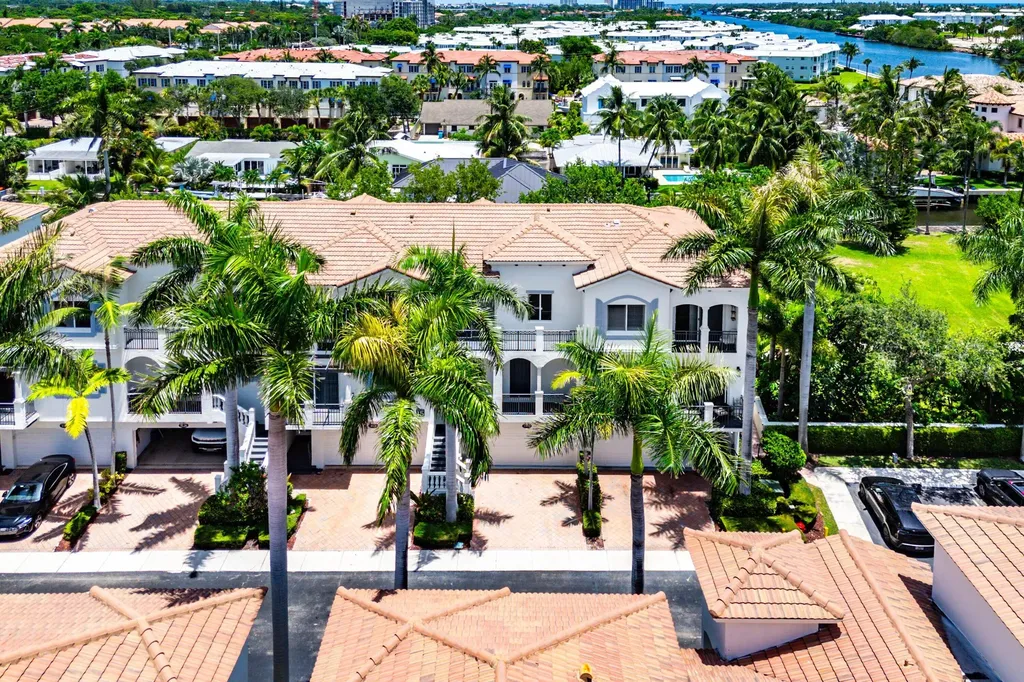 3030 Waterside Circle Boynton Beach FL 33435