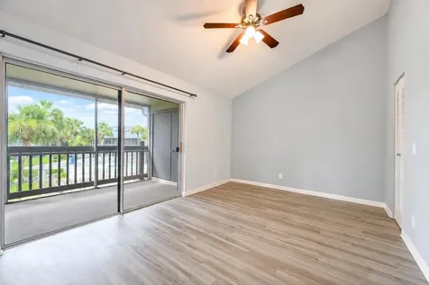 1431 NE 14th Court Jensen Beach FL 34957