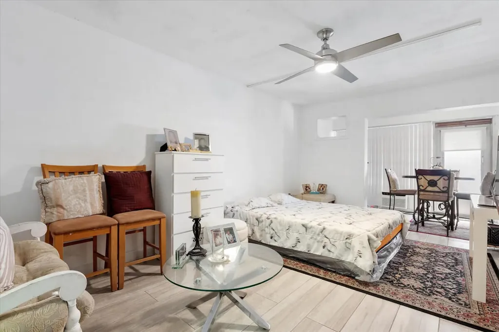 18801 NE 2nd Avenue Miami FL 33179