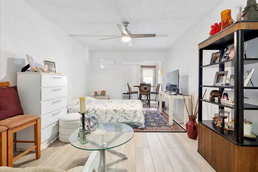 18801 NE 2nd Avenue Miami FL 33179