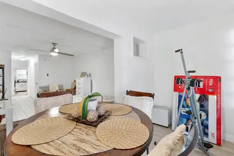 18801 NE 2nd Avenue Miami FL 33179