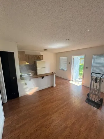 5192 NE 6th Avenue Oakland Park FL 33334