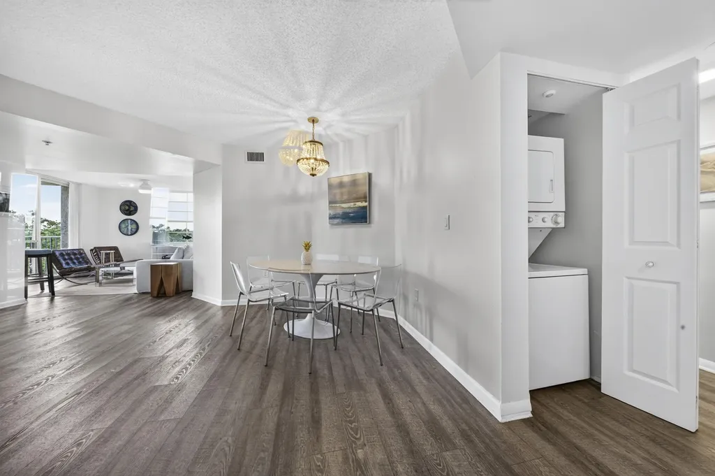 520 SE 5th Avenue Fort Lauderdale FL 33301