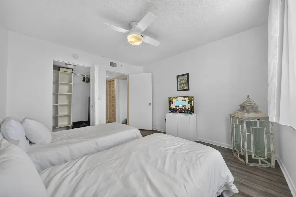 520 SE 5th Avenue Fort Lauderdale FL 33301