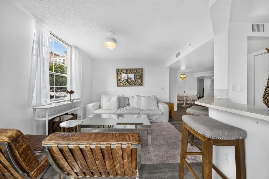 520 SE 5th Avenue Fort Lauderdale FL 33301