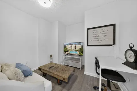 520 SE 5th Avenue Fort Lauderdale FL 33301
