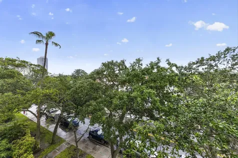 520 SE 5th Avenue Fort Lauderdale FL 33301