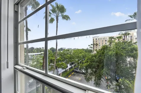 520 SE 5th Avenue Fort Lauderdale FL 33301