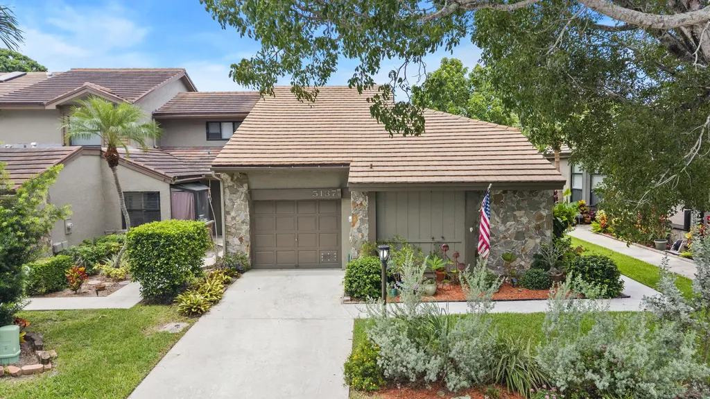 5137 Thyme Drive Palm Beach Gardens FL 33418