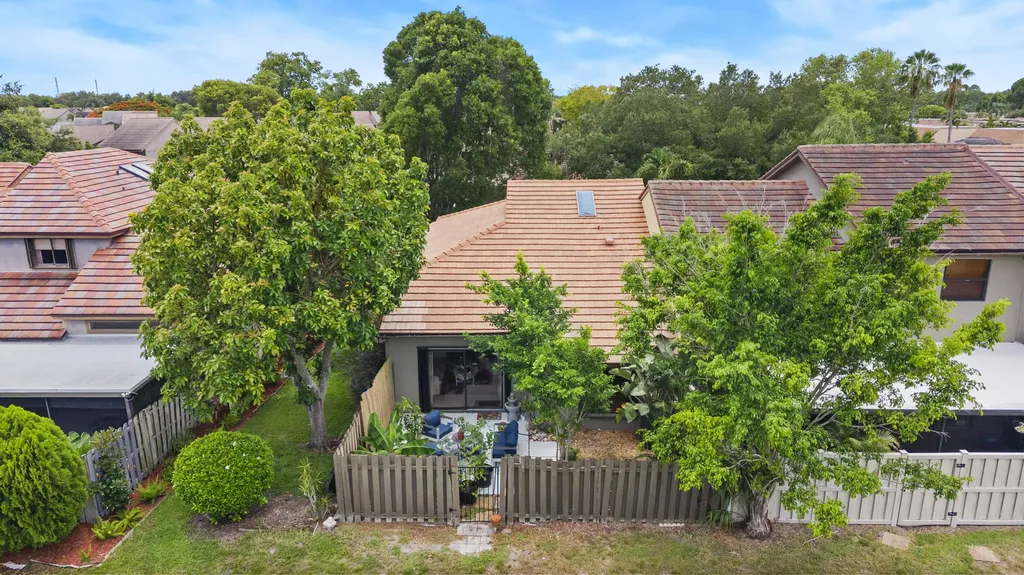 5137 Thyme Drive Palm Beach Gardens FL 33418