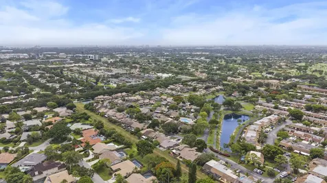 5137 Thyme Drive Palm Beach Gardens FL 33418