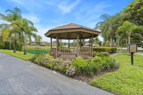 5137 Thyme Drive Palm Beach Gardens FL 33418