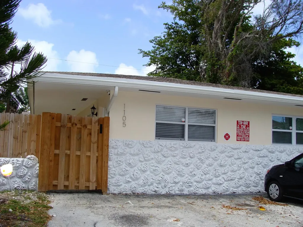 1105 NE 15th Street Fort Lauderdale FL 33304