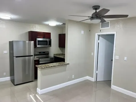 1105 NE 15th Street Fort Lauderdale FL 33304