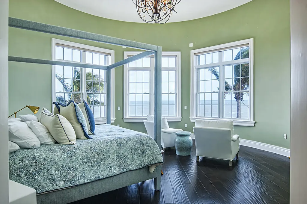 1010 Easter Lily Lane Vero Beach FL 32963