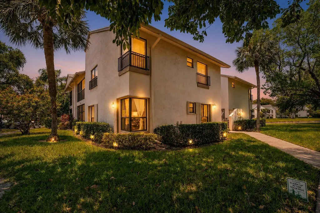 3729 NW 35th Street Coconut Creek FL 33066