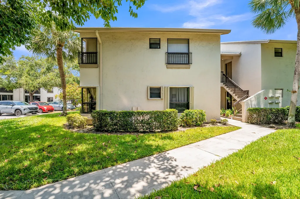3729 NW 35th Street Coconut Creek FL 33066