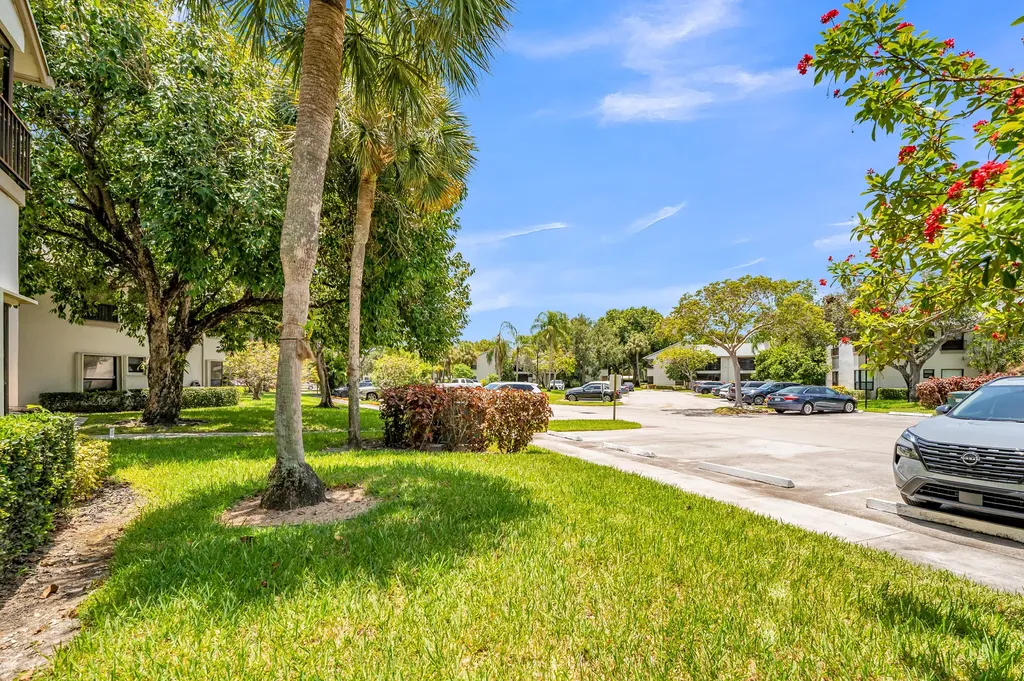 3729 NW 35th Street Coconut Creek FL 33066