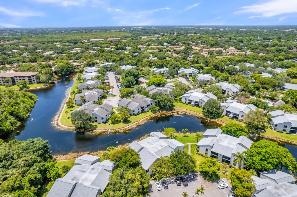 3729 NW 35th Street Coconut Creek FL 33066