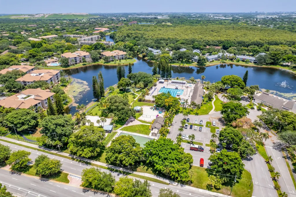 3729 NW 35th Street Coconut Creek FL 33066