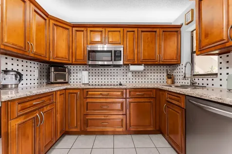 3729 NW 35th Street Coconut Creek FL 33066