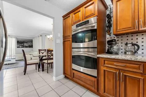 3729 NW 35th Street Coconut Creek FL 33066