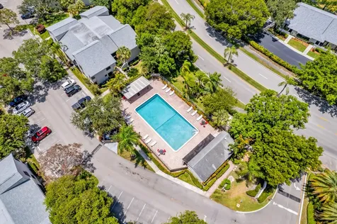 3729 NW 35th Street Coconut Creek FL 33066