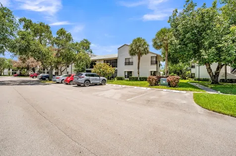 3729 NW 35th Street Coconut Creek FL 33066