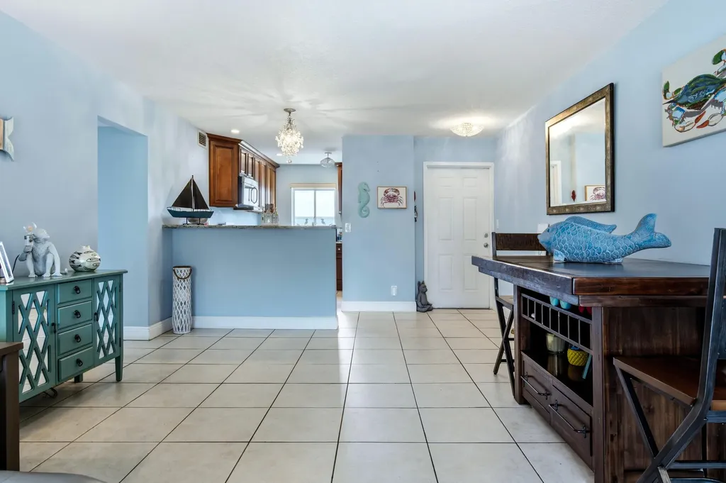 200 Waterway Drive S Lantana FL 33462