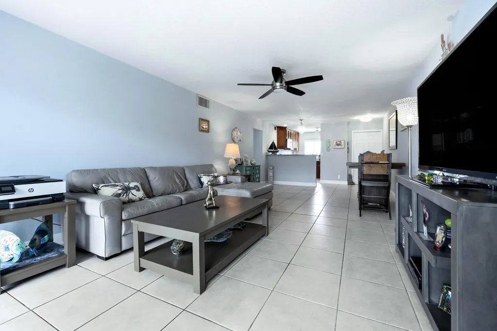 200 Waterway Drive S Lantana FL 33462