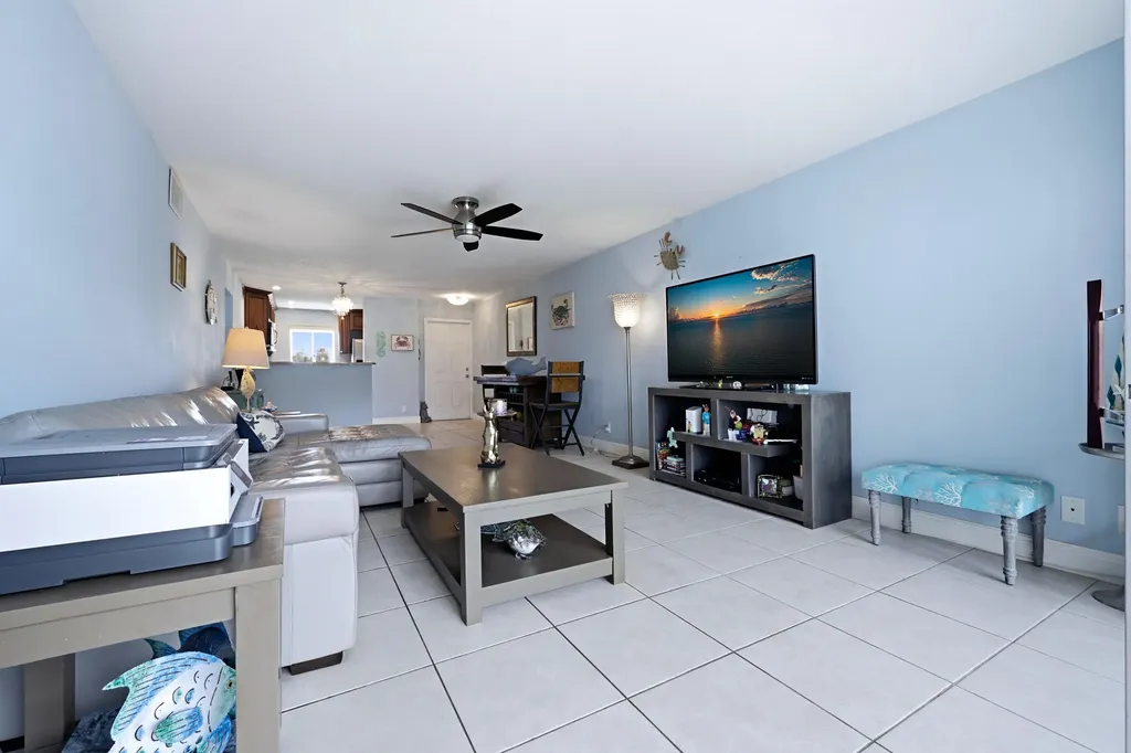 200 Waterway Drive S Lantana FL 33462