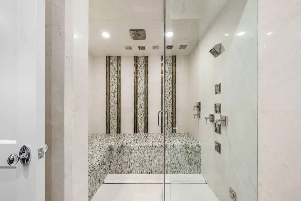 215 W Key Palm Road Boca Raton FL 33432