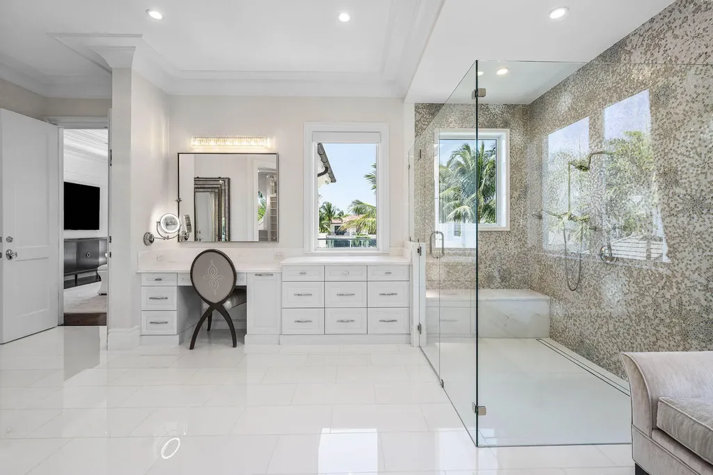 215 W Key Palm Road Boca Raton FL 33432