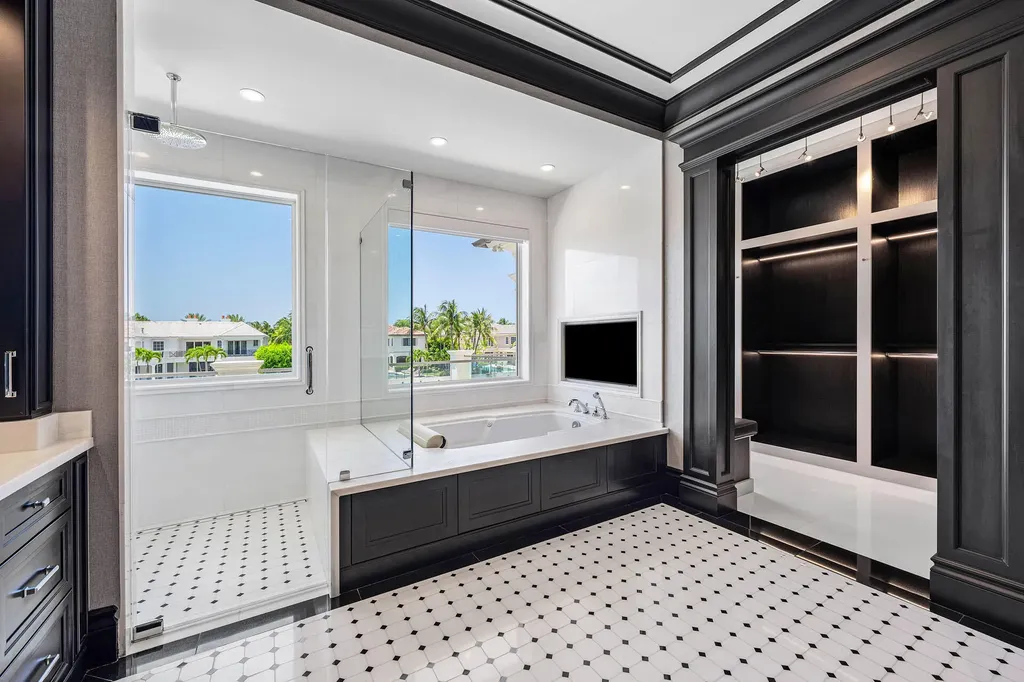 215 W Key Palm Road Boca Raton FL 33432