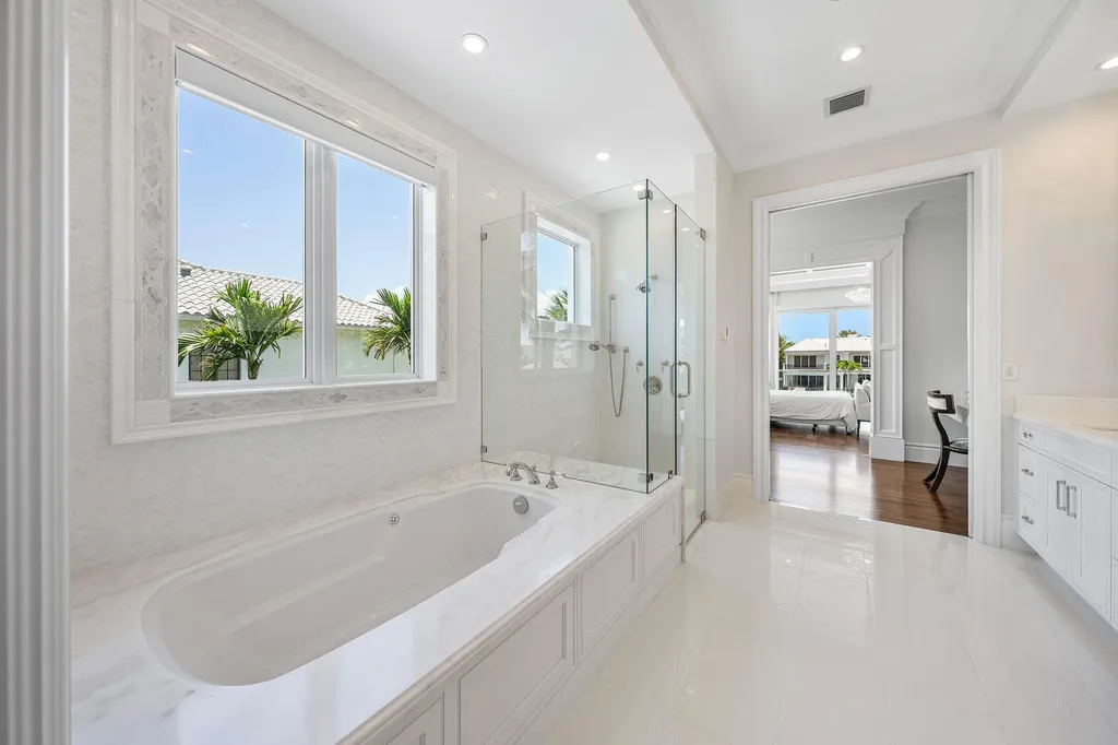 215 W Key Palm Road Boca Raton FL 33432