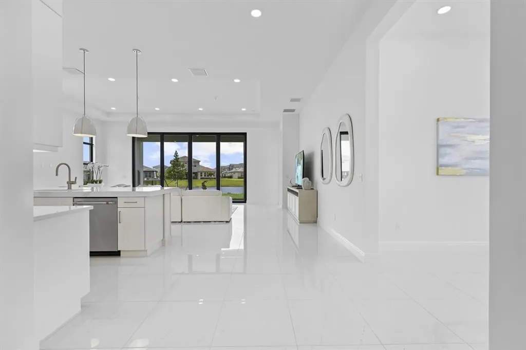 4931 Rivo Alto Circle Westlake FL 33470