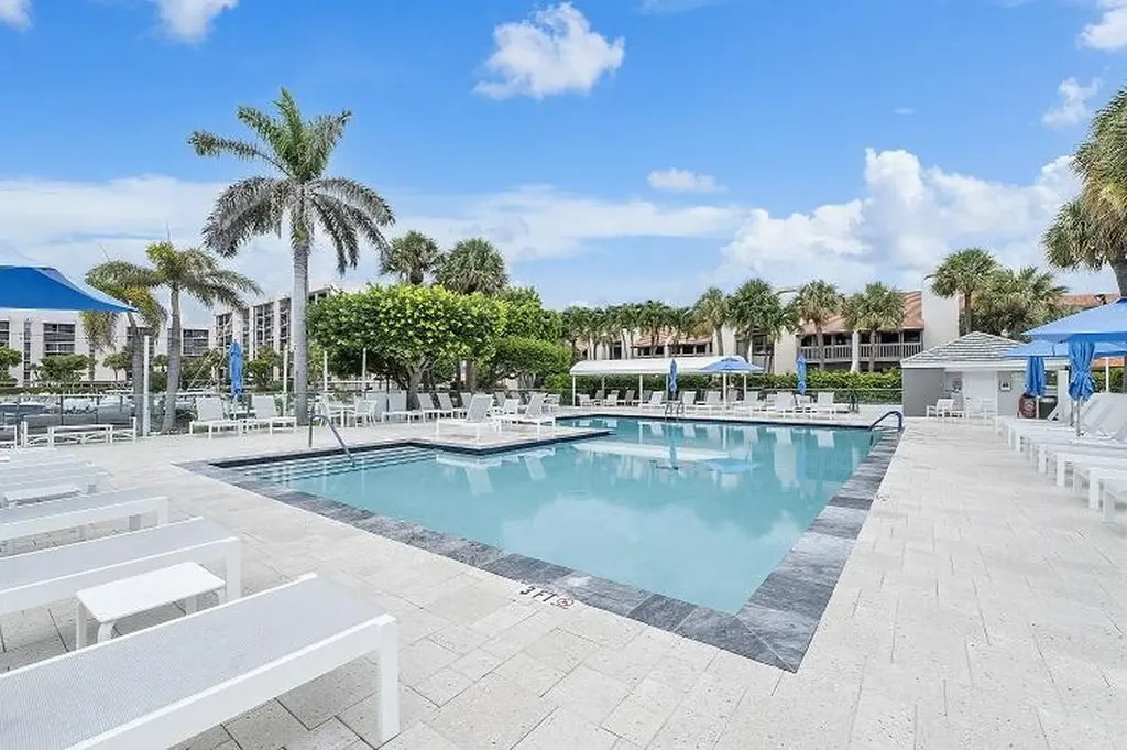 2687 N Ocean Boulevard Boca Raton FL 33431